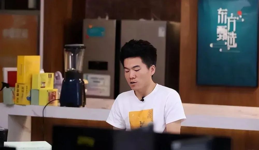 搞好社交关系，聚餐、送礼已经过时了，需要“新三样”