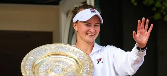 2-0击败世界第一萨巴伦卡，郑钦文迎战凯斯勒，温网冠军0-2一轮游