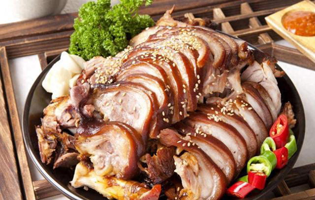 不管卤什么肉，一斤肉放1克它，卤肉出锅软嫩飘香，还没怪味