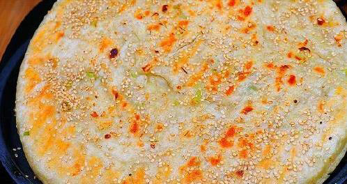 10分钟做出芝麻大饼，懒人早餐不揉面，外酥里软比油条香