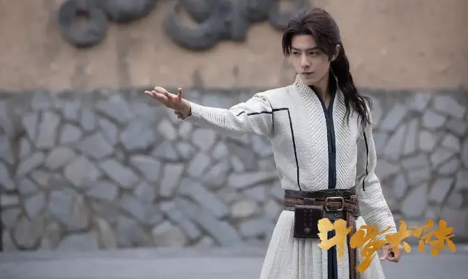 肖战主演的五部电视剧，《藏海传》排在倒数，你最喜欢哪一部？