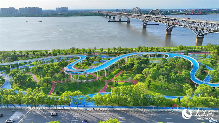 江西九江：长江岸线景美如画