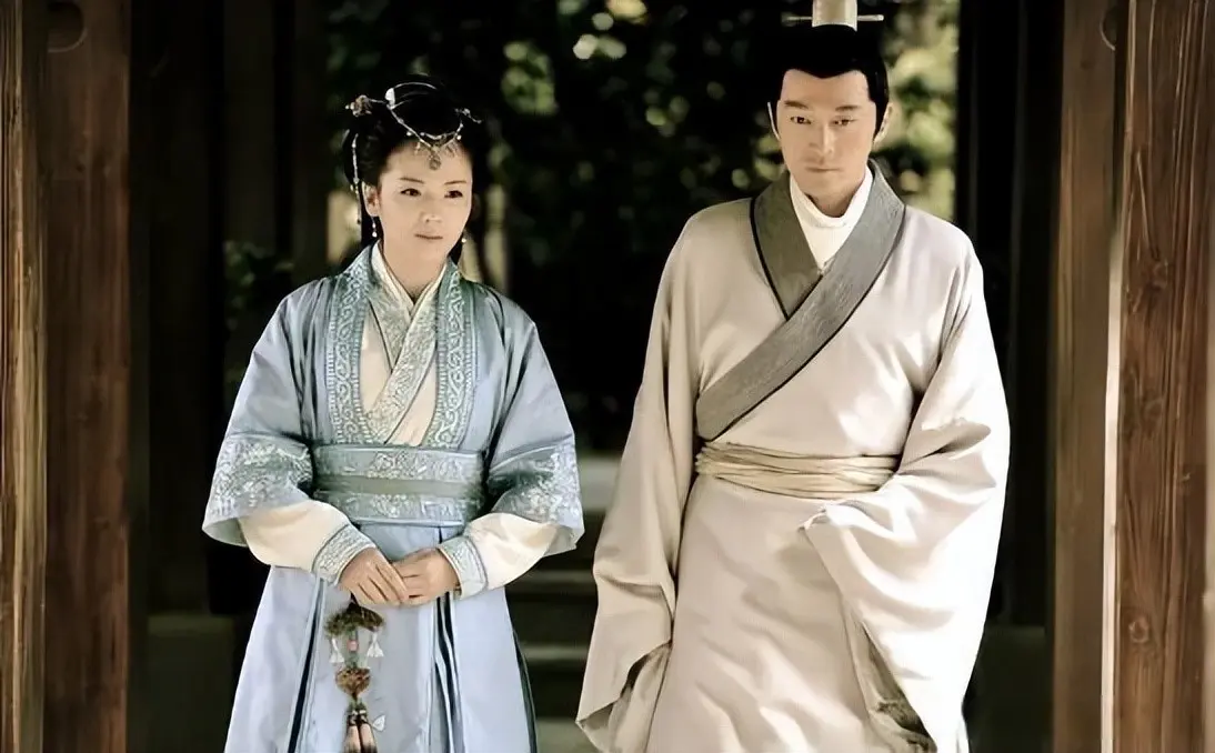 正午阳光最好看的10部剧，看完榜首其他都是浮云
