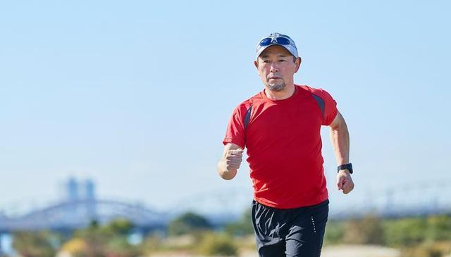 实话实说：经常慢跑的人，5大好处不会太久到，老人可以试试