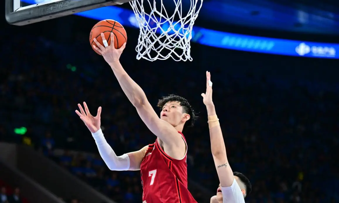 冲击NBA没戏！曝曾凡博下赛季留守北京首钢，携手周琦冲击总冠军