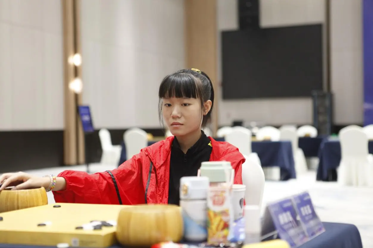 衢州烂柯杯国际预选女子组半决赛多逆袭，唐嘉雯吴依铭金恩持等中韩新生代进决赛