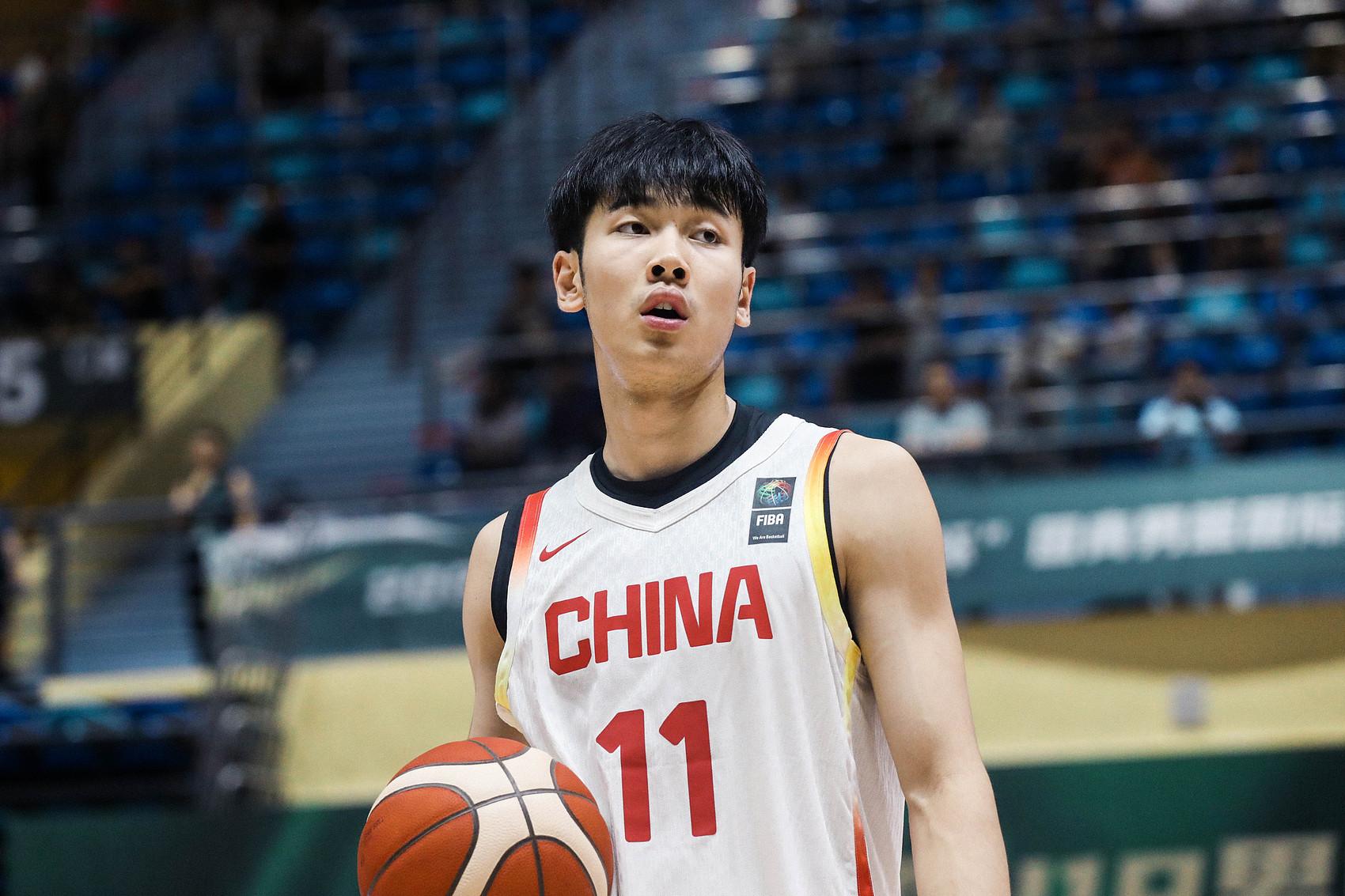 【U19男篮世界杯】张博源砍20分，中国队不敌加拿大队