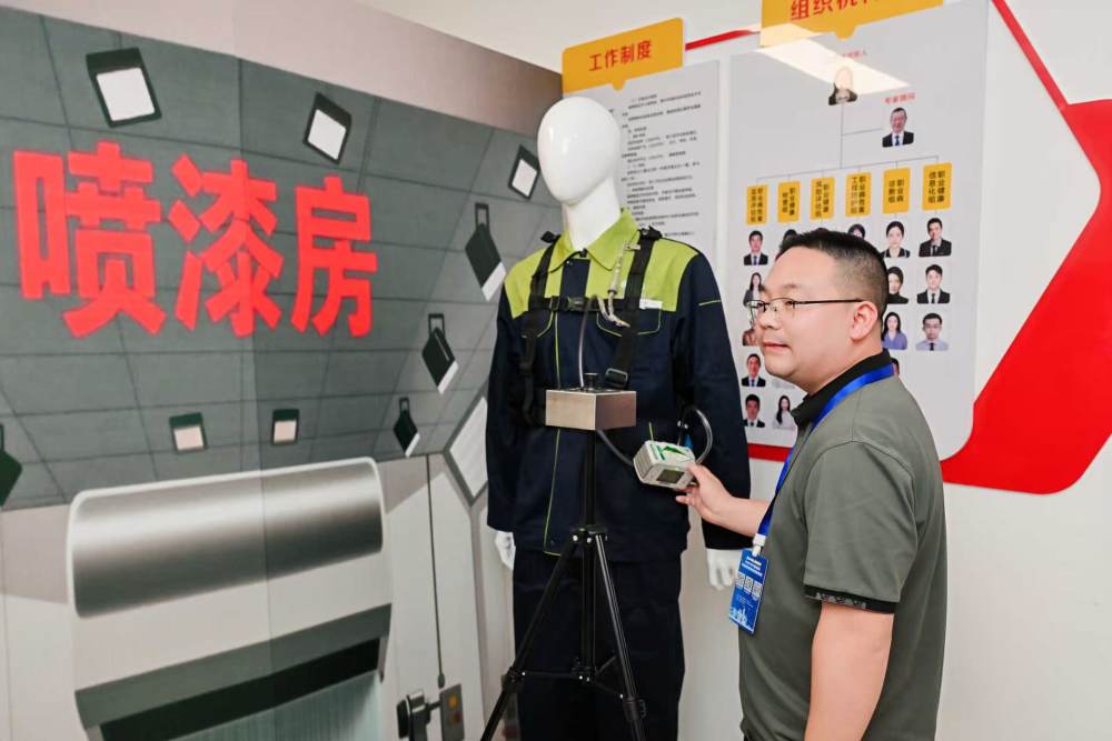 以赛促学 以赛促用 2025年重庆市职业健康职业技能竞赛开赛