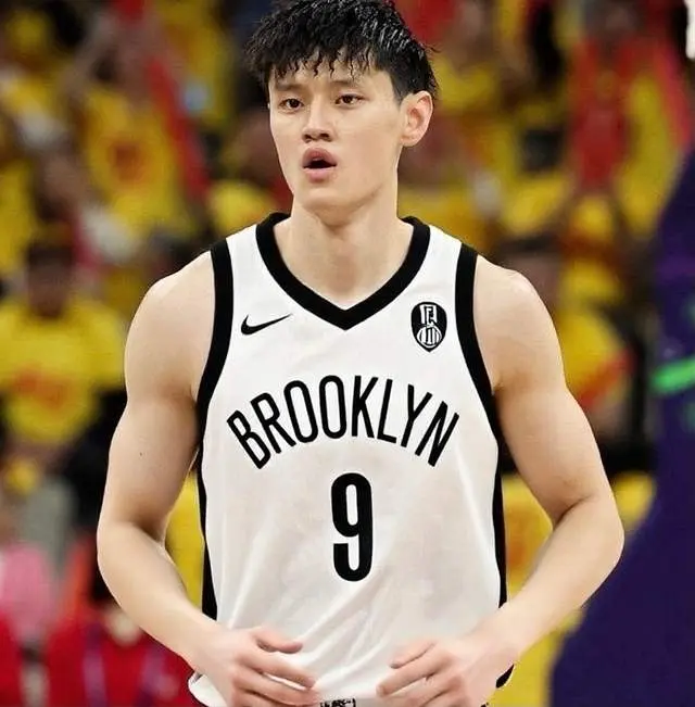 遗憾！曾凡博受伤错过NBA夏联，无缘篮网合同，专心备战亚洲杯