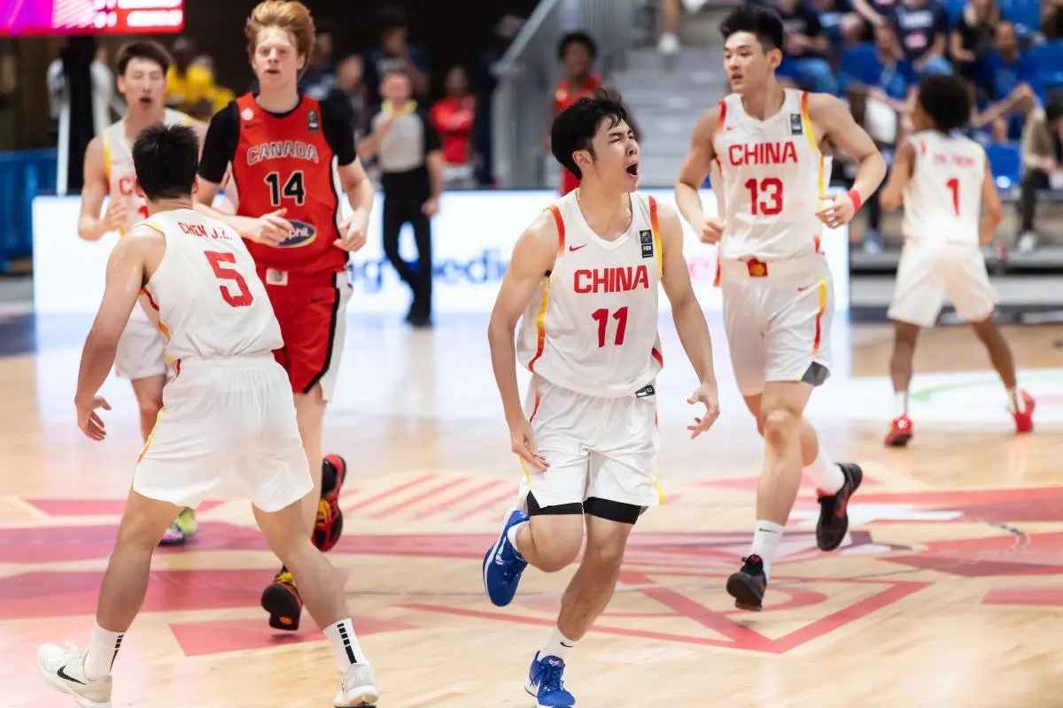 中国男篮无缘开门红，球员评分：3人满分，2人及格，6人不及格