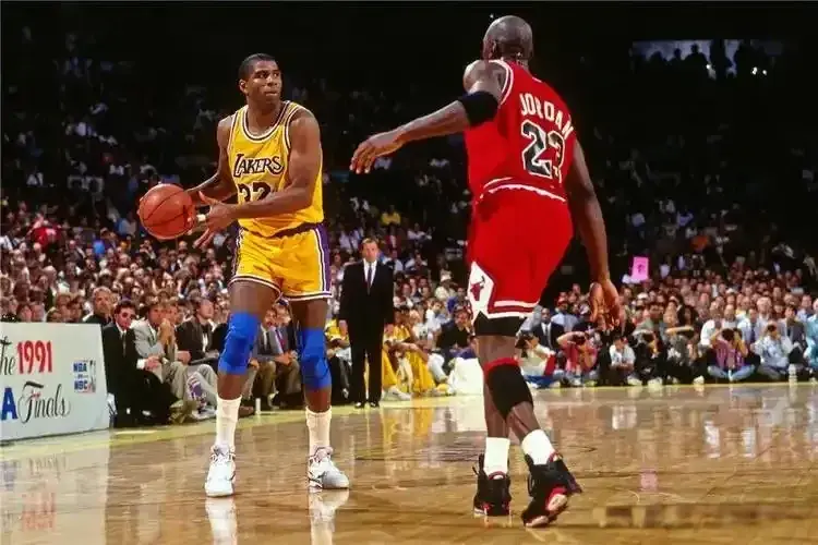 盘点NBA生涯处子秀便随队夺冠的十位一年级小豆包