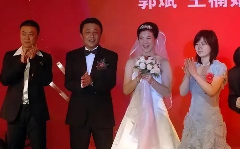 王楠老公什么来头？20岁结婚生子又闪离，白手起家如今成亿万富豪
