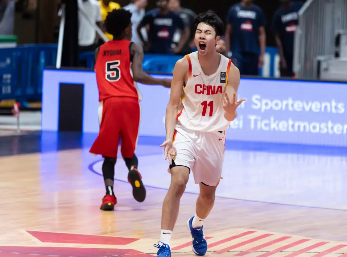 曾凡博没去NCAA的遗憾他来补？U19世界杯首秀20+5，又一个NBA苗子