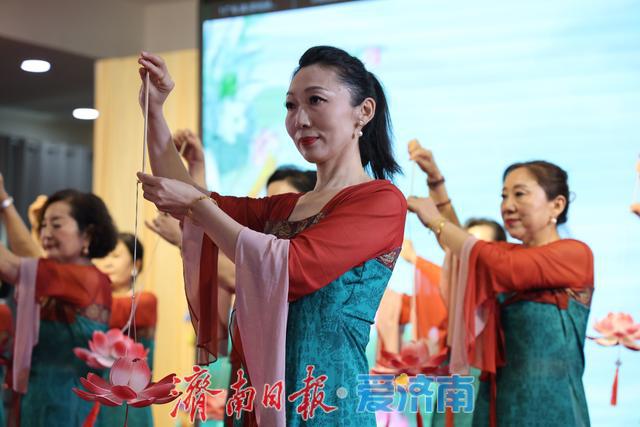 2025第八届亮剑九州全球旗袍名媛大赛山东总决赛在济南举行