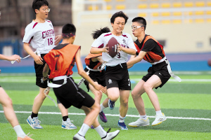 青春飞扬 激战“冰城碗”