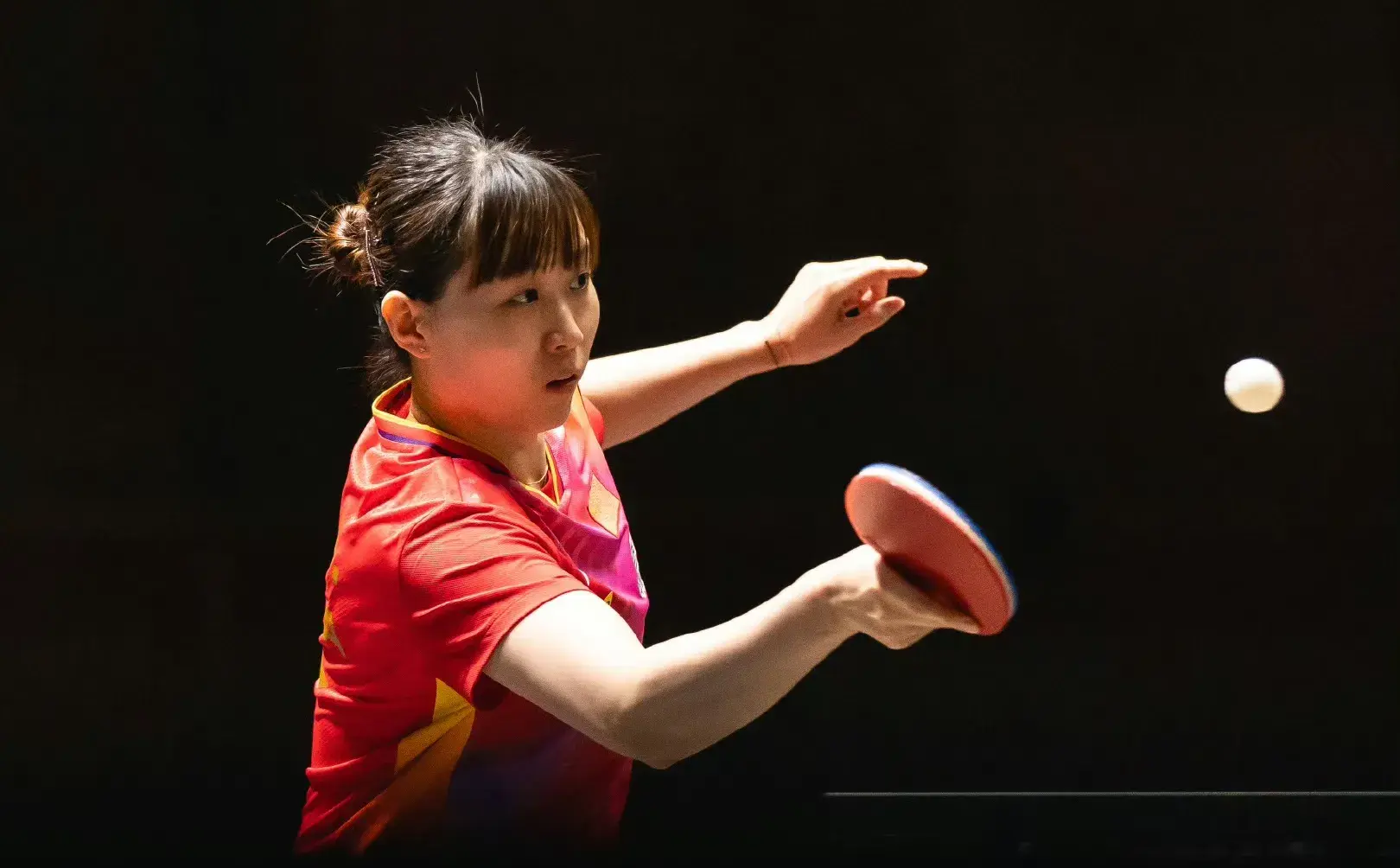 3-2！3-2！WTT一夜两场大逆转，中日会师女单决赛，国乒冲击冠军