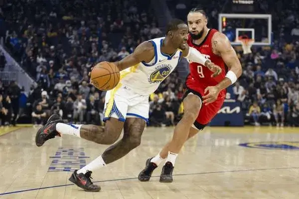 疯狂NBA:哈登难回火箭，准合同2年7750万元，勇士传出坏消息