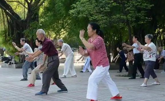 晨练后身体轻松又不喘？3个信号告诉你，心脏好得让人羡慕