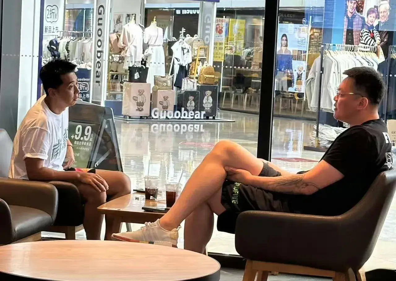 广东男篮和南京同曦双方总经理碰面，可能会商讨球员交易方案