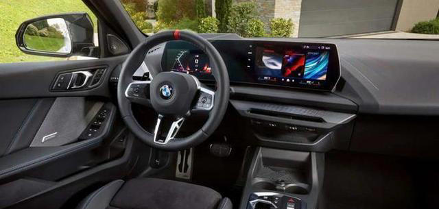 宝马终于低头了，豪华运动标杆，从近26万降到14万多，还要啥A4？