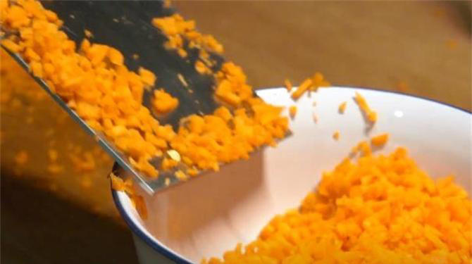 早餐饼夏天新做法，蓬松柔软，20秒出锅，比油条包子都好吃