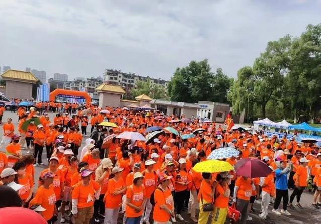 千人橙海跑白山，9个打卡点藏惊喜，你敢来挑战吗？