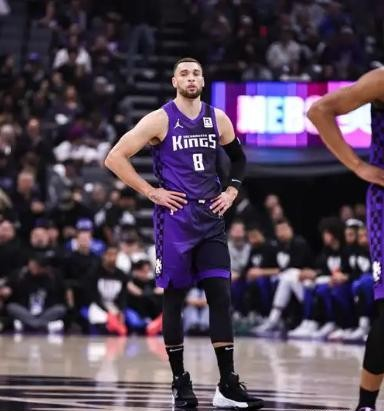 从4630万顶薪，到78万底薪！NBA退步最快巨星，5年换六队该退役了