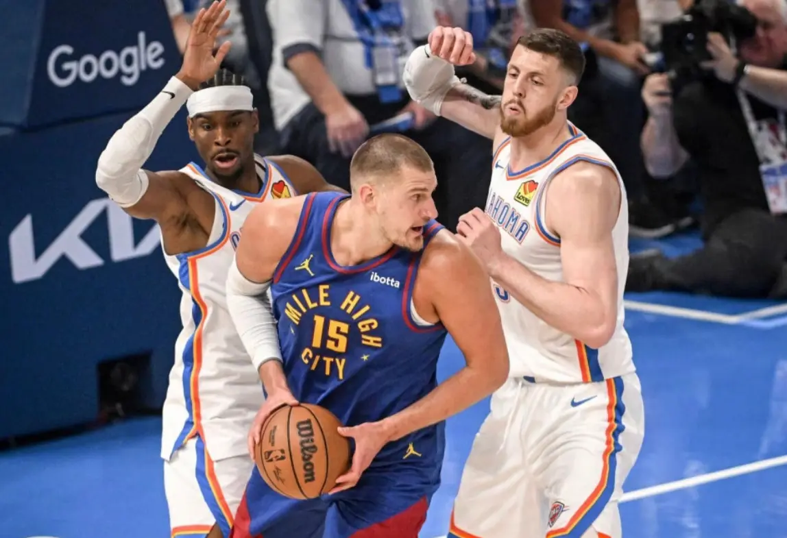 四人要离开，两人成累赘，第一支散架球队！NBA超巨终于能离队了