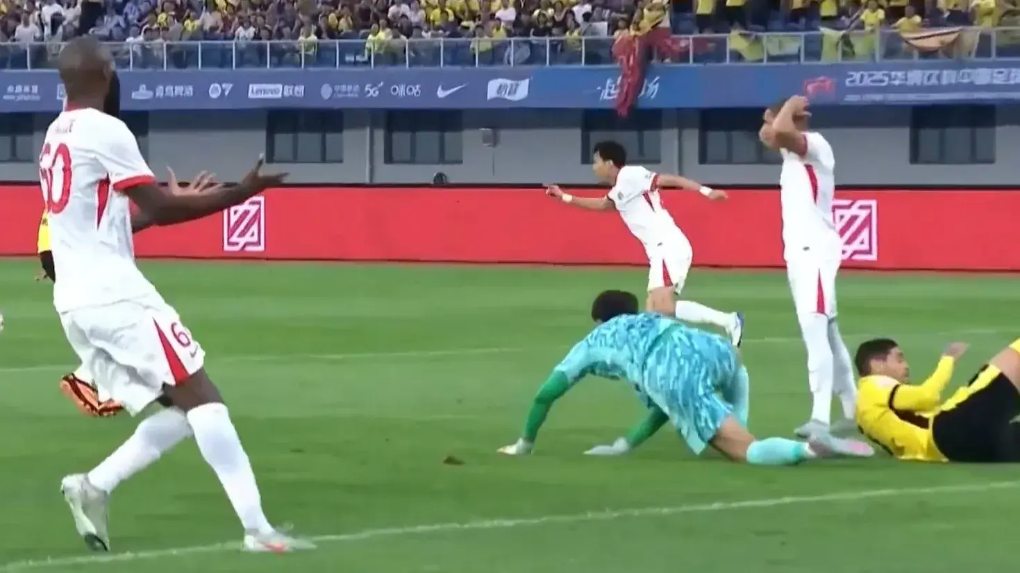 0-1！中超倒数第二又输了，屡失良机，16轮只有1胜，面临降级！
