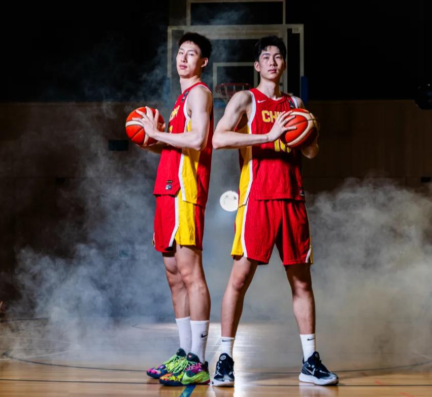 6+5+8封盖！郇斯楠首秀优劣势明显 对抗差+进攻烂+护框强