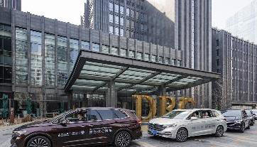 五米三MPV火爆上海，威然接送大佬，19.99万值吗？