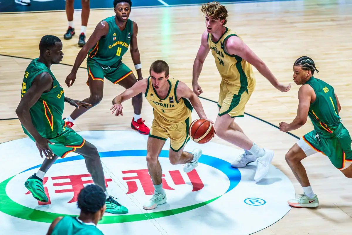 U19男篮世界杯一夜3场惨案，中国连败垫底，1队弃权，美国大胜！