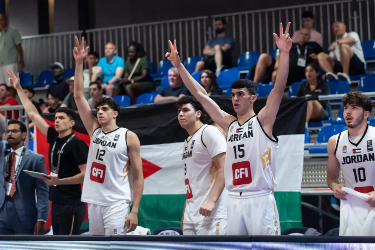 U19男篮世界杯一夜3场惨案，中国连败垫底，1队弃权，美国大胜！