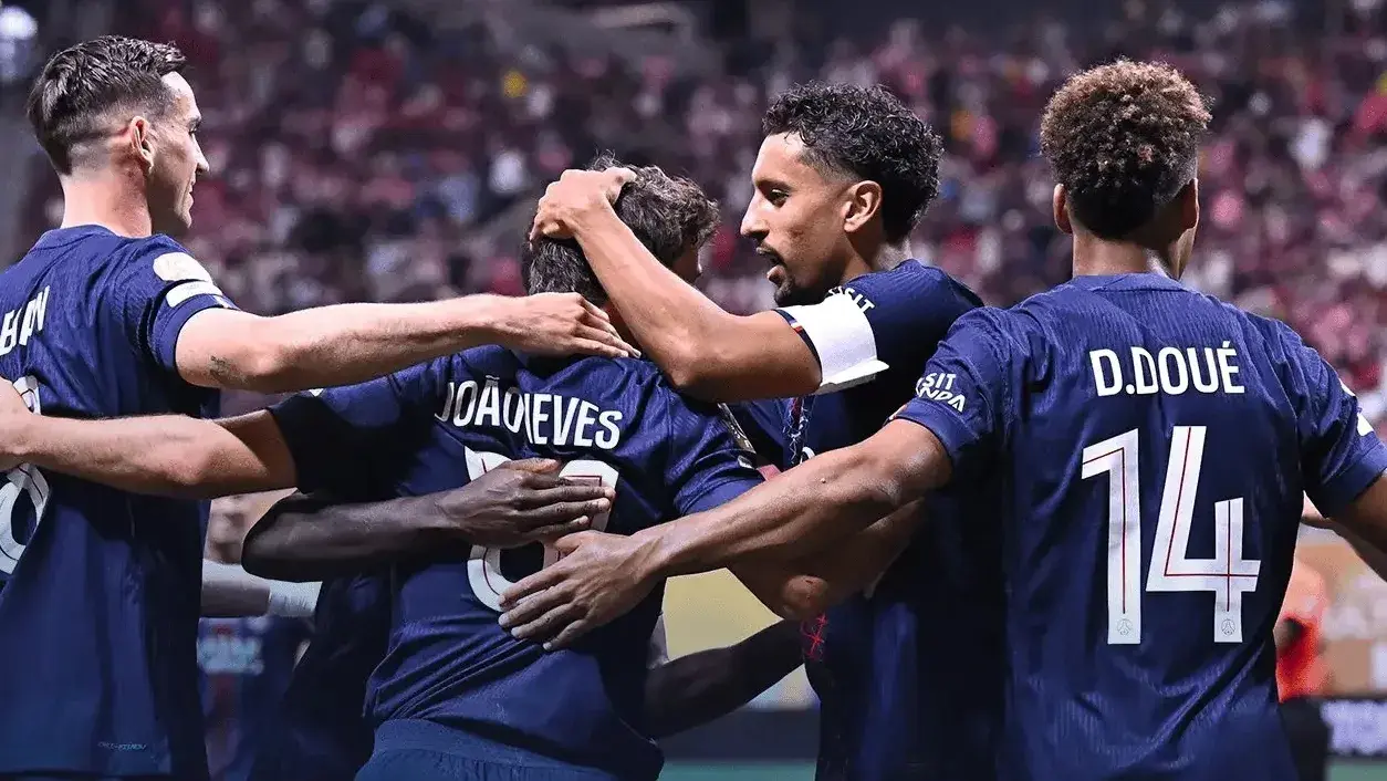 4-2！4-0！世俱杯疯狂一夜，拜仁过关，梅西被淘汰，8强决出四席