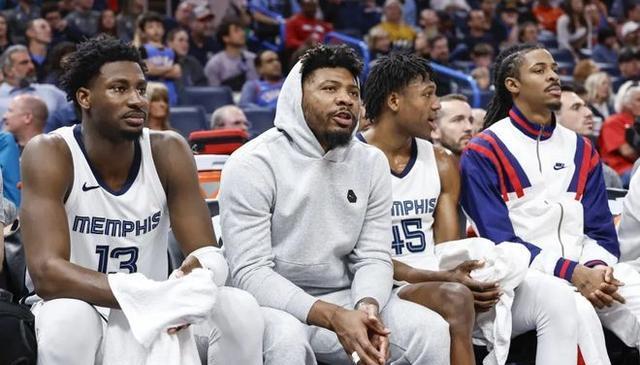 无人问津！DPOY+31岁，昔日绿军队魂无人接盘，灰熊亏了3个首轮啊