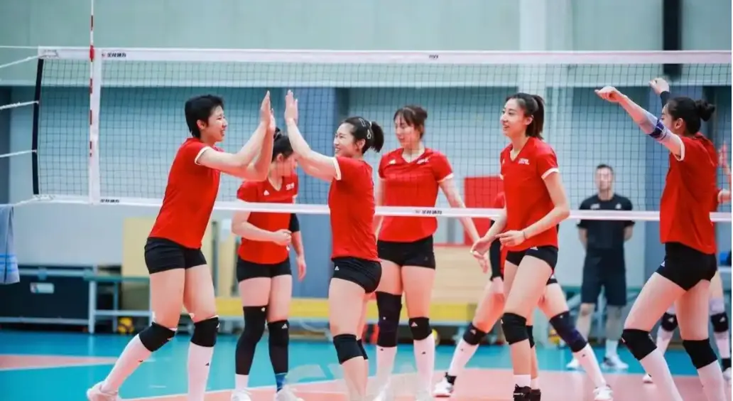 中国女排又一出征名单曝光，李盈莹师妹入选，上海双星被委以重任