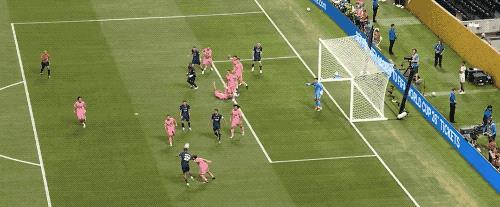 0-4！世俱杯小组头名出线 淘汰赛遭吊打无缘八强 两大超巨老矣？