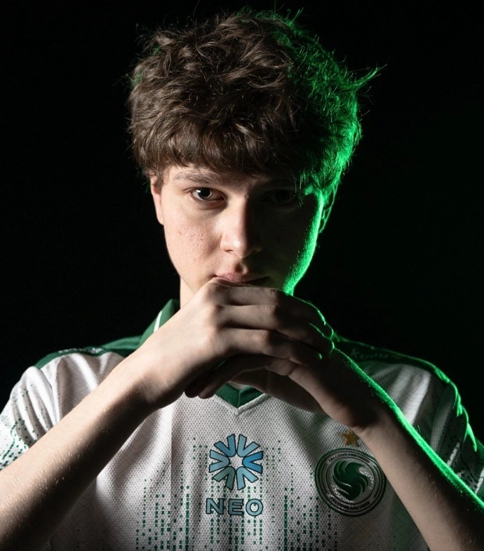 京介全力备战科隆，两天打了25把Faceit！