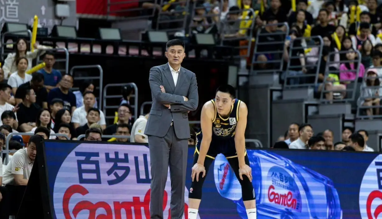 CBA最新消息！广东宏远寻求交易，刘东确定离队，北控更换外援