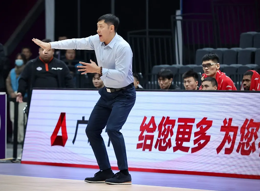 CBA最新消息！广东宏远寻求交易，刘东确定离队，北控更换外援