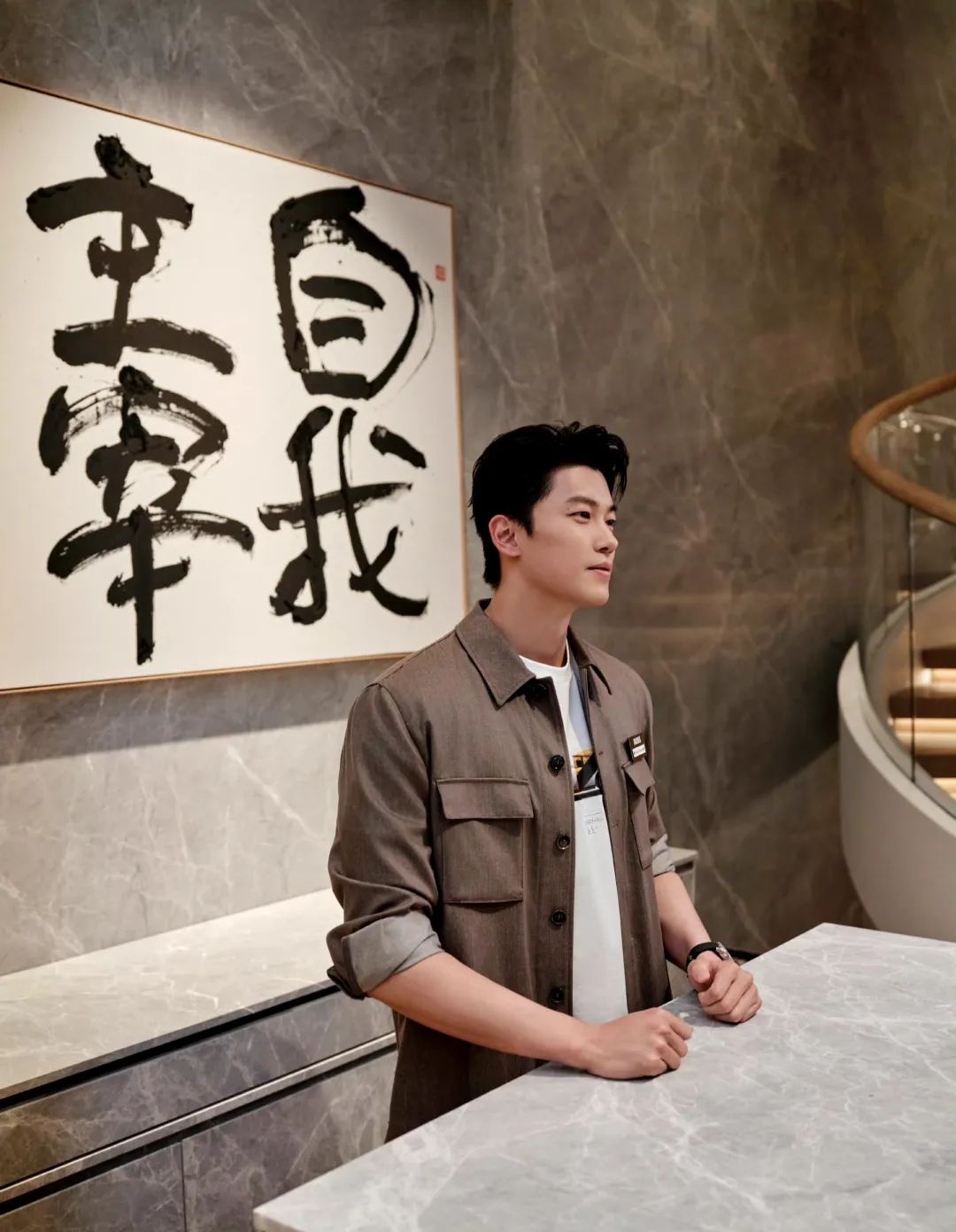 糖分超标！贾玲与泳坛男神汪顺合体打网球，贾玲笑得那叫一个甜呀！