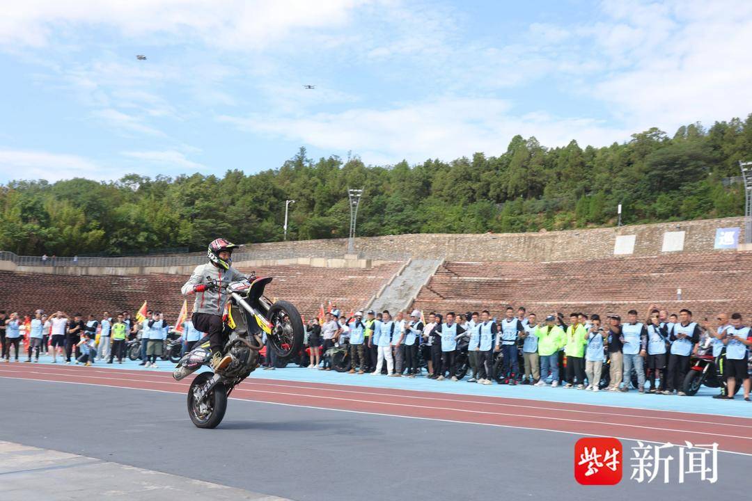 2025“魅力江苏 最美体育”长三角汽摩场地越野联赛（盱眙站）举行