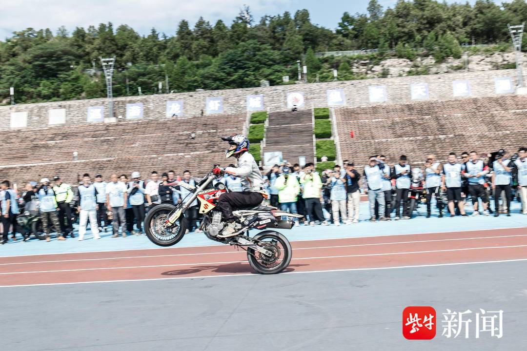 2025“魅力江苏 最美体育”长三角汽摩场地越野联赛（盱眙站）举行