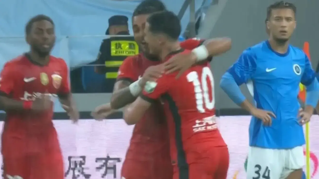 中超险爆大冷，2-1！卫冕冠军逆转，最新积分榜如下，前四差4分！