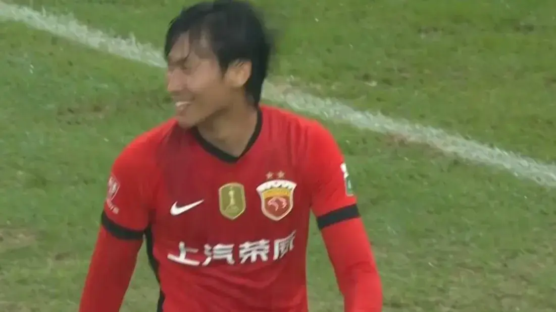 中超险爆大冷，2-1！卫冕冠军逆转，最新积分榜如下，前四差4分！