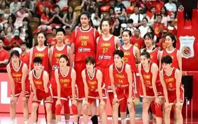 FIBA官方更新亚洲杯实力榜，中国女篮稳居第一，12大名单即将公布