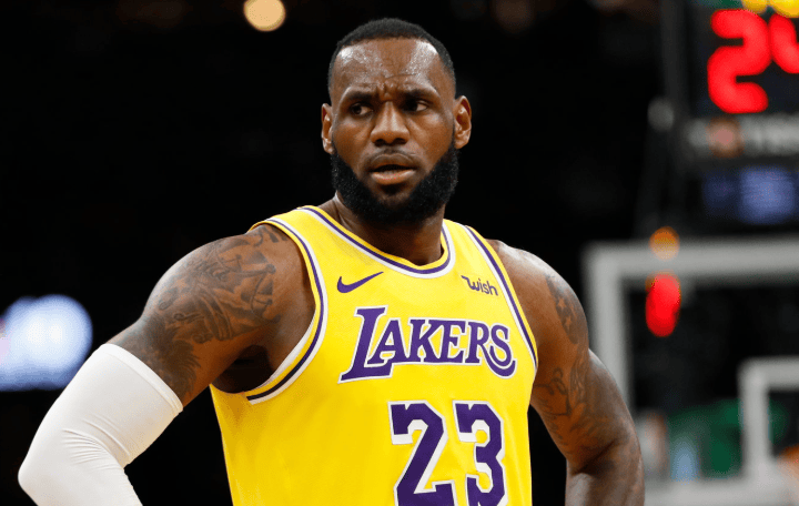 Windhorst：不想引争议，但对詹姆斯来说湖人生涯即将终止