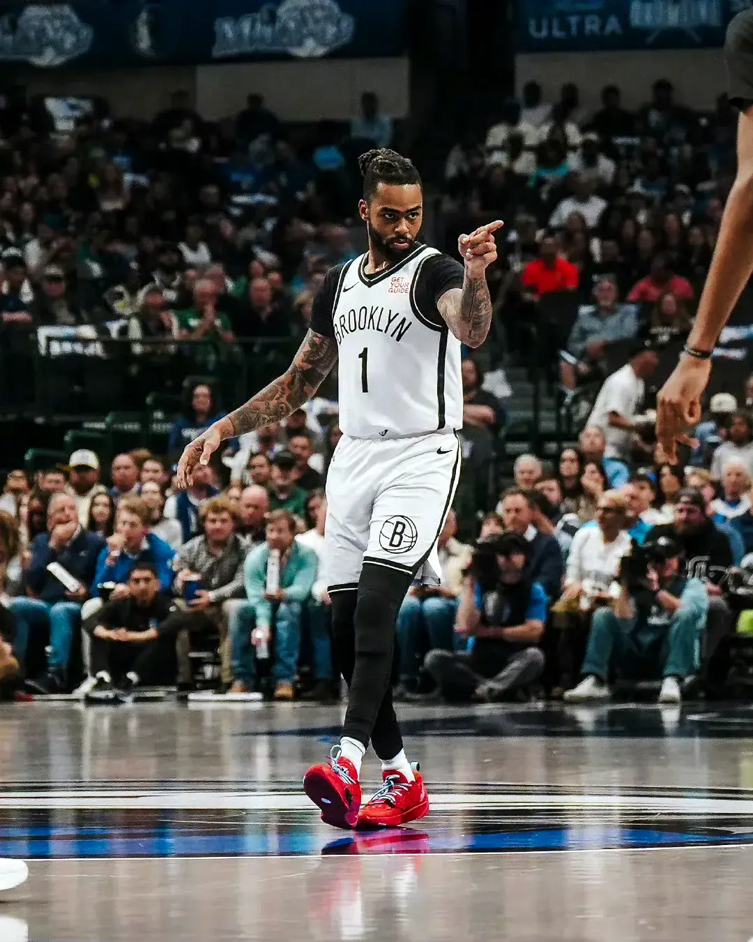 NBA传来多笔重磅签约，火箭起飞升空，湖人因小失大，勇士沉默！