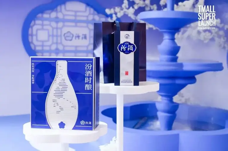 白酒价格彻底崩塌，经销商哭诉：卖一箱亏200，挺不住了