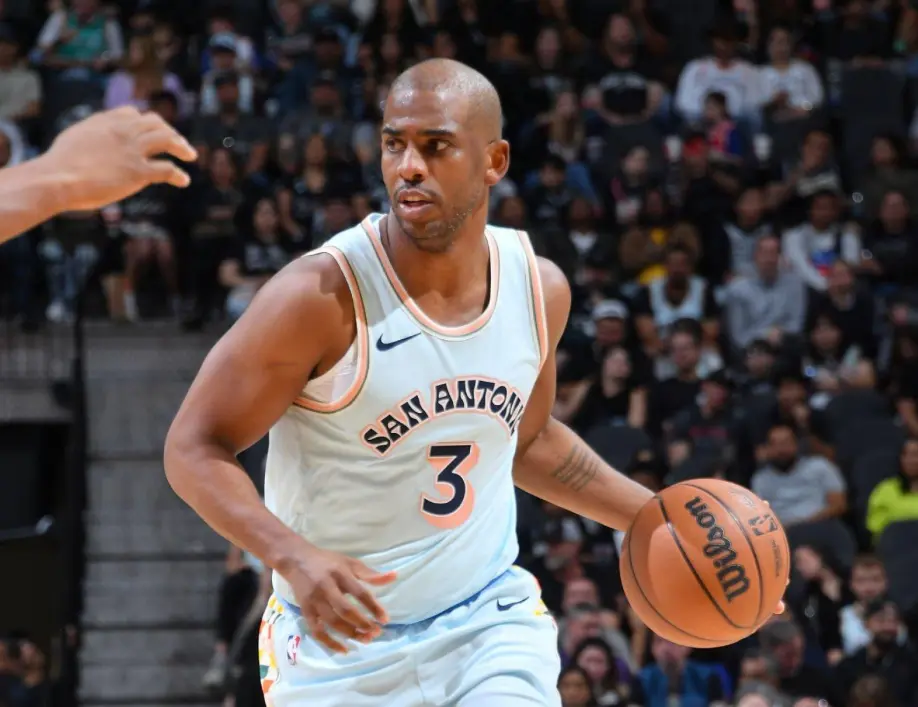 六人连续被截胡，成NBA唯一输家！詹姆斯选择没错，你确实该离开